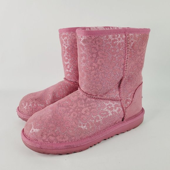 UGG Girls Sz 4 Classic ll Glitter Leopard Boots Pink 1112388K Kids Shoes - Picture 1 of 13
